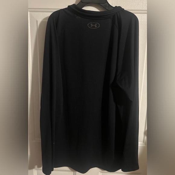 Under Armour Black HeatGear Pullover with zip - Picture 6 of 6